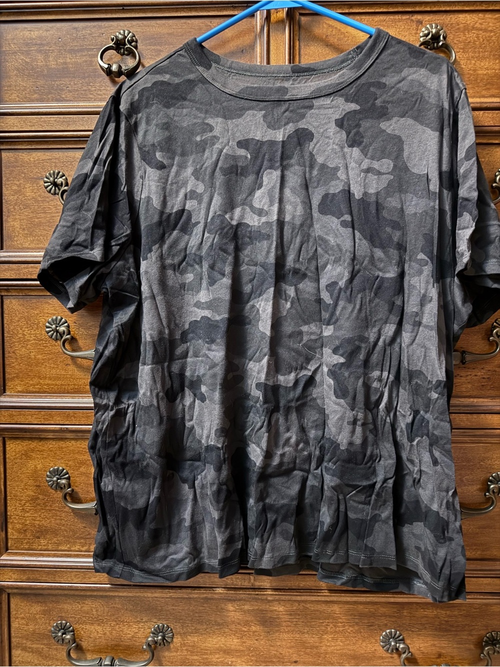 Women’s Black Gray Camo Short-Sleeve T-Shirt